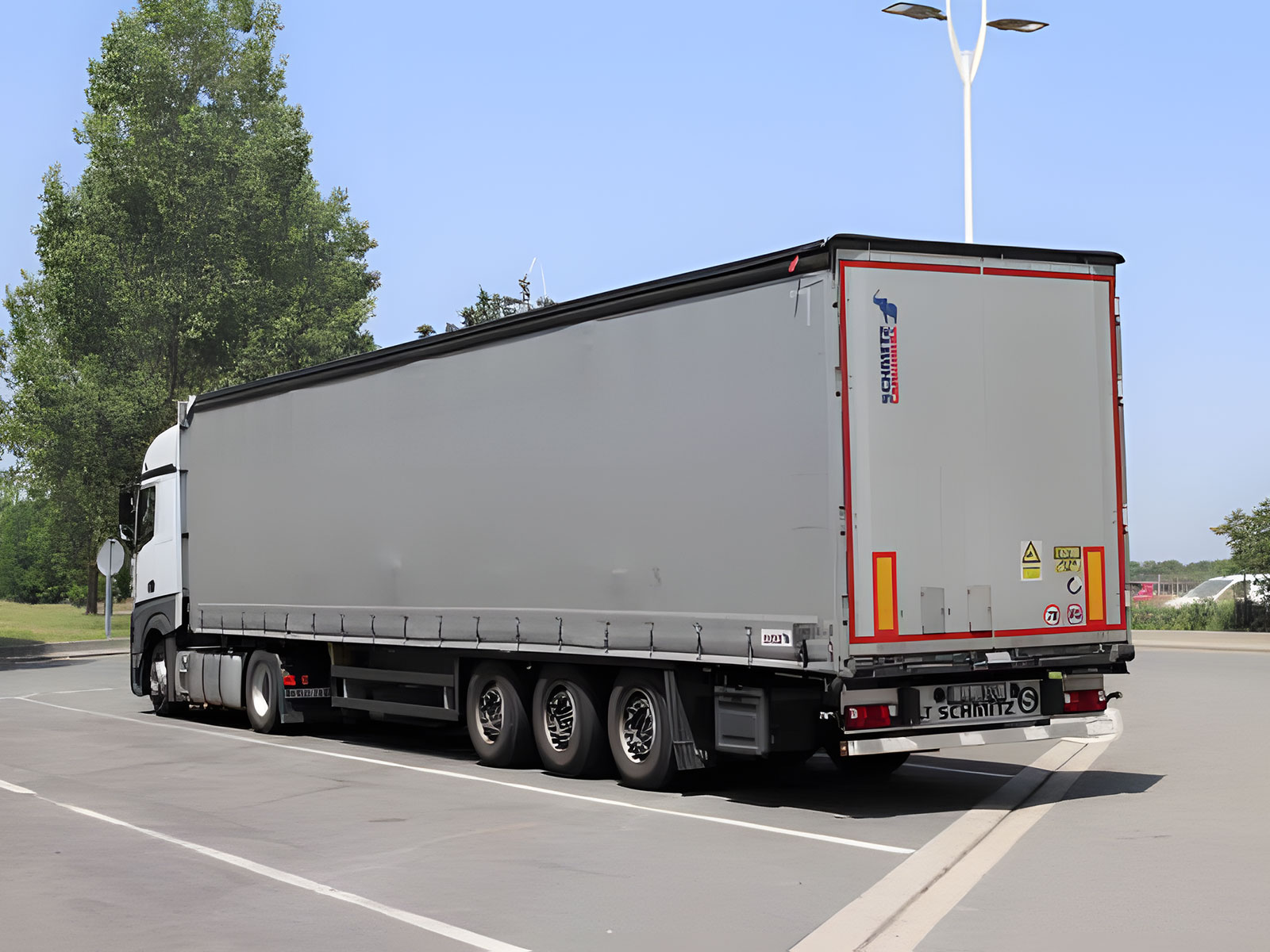 SERVICIOS - TAUTLINER